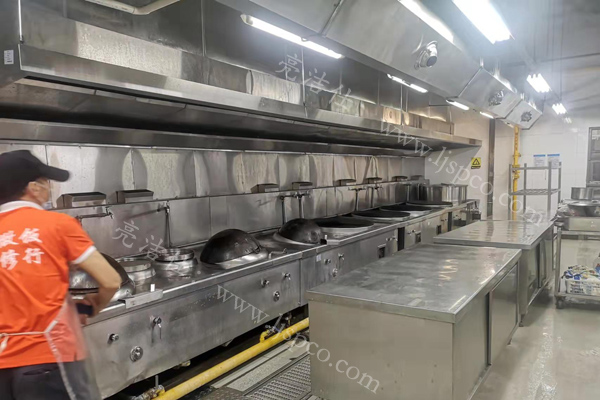 廣州珠江啤酒食堂油煙管道清理(圖2) 廣州珠江啤酒食堂油煙管道清理(圖2)